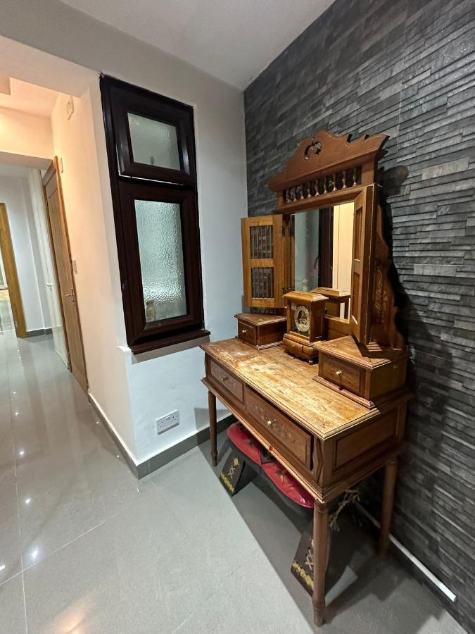 London Charm - Stylish Room In Spacious Home 외부 사진